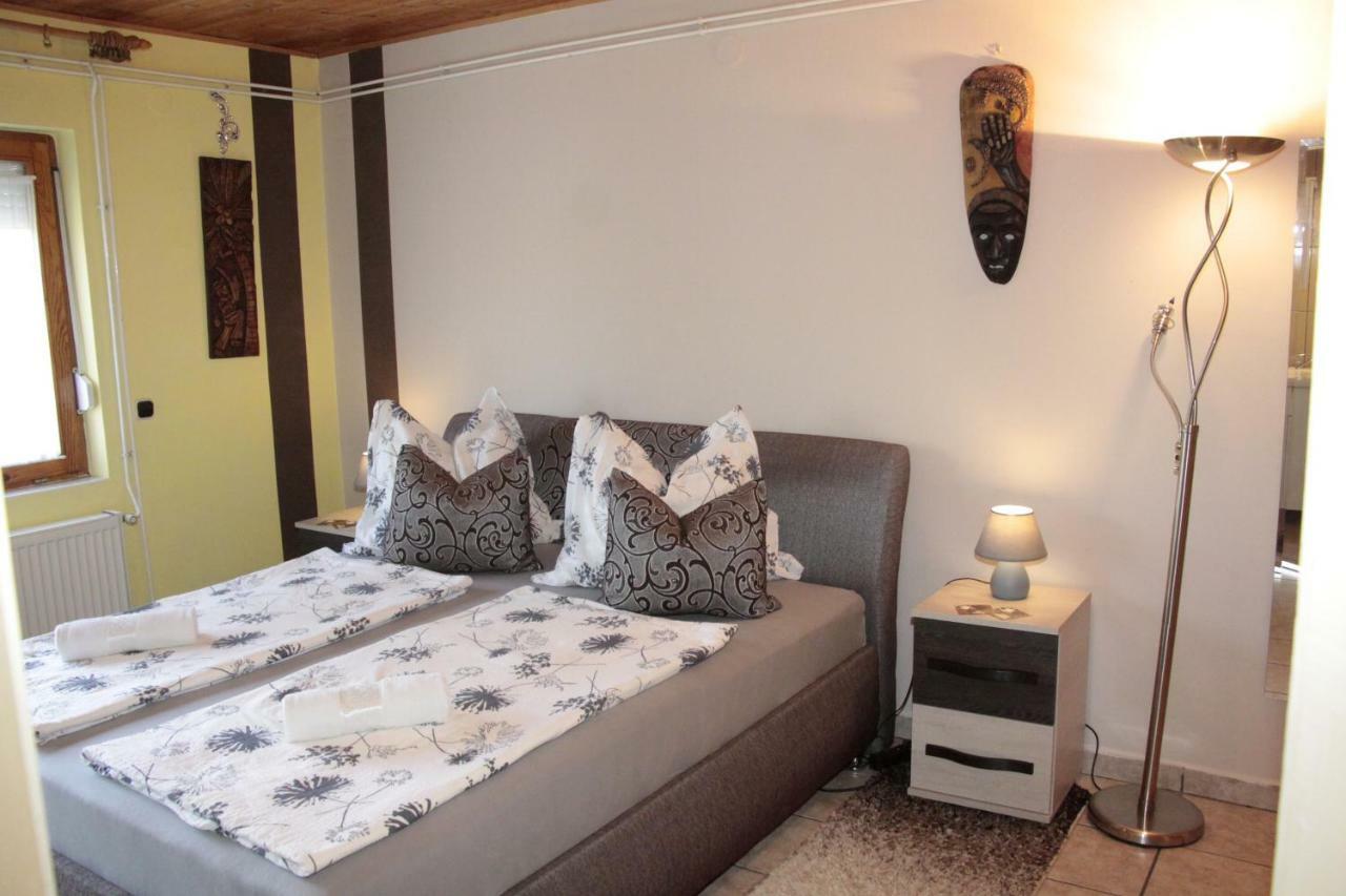 Fox Apartmanok Hévíz Екстериор снимка