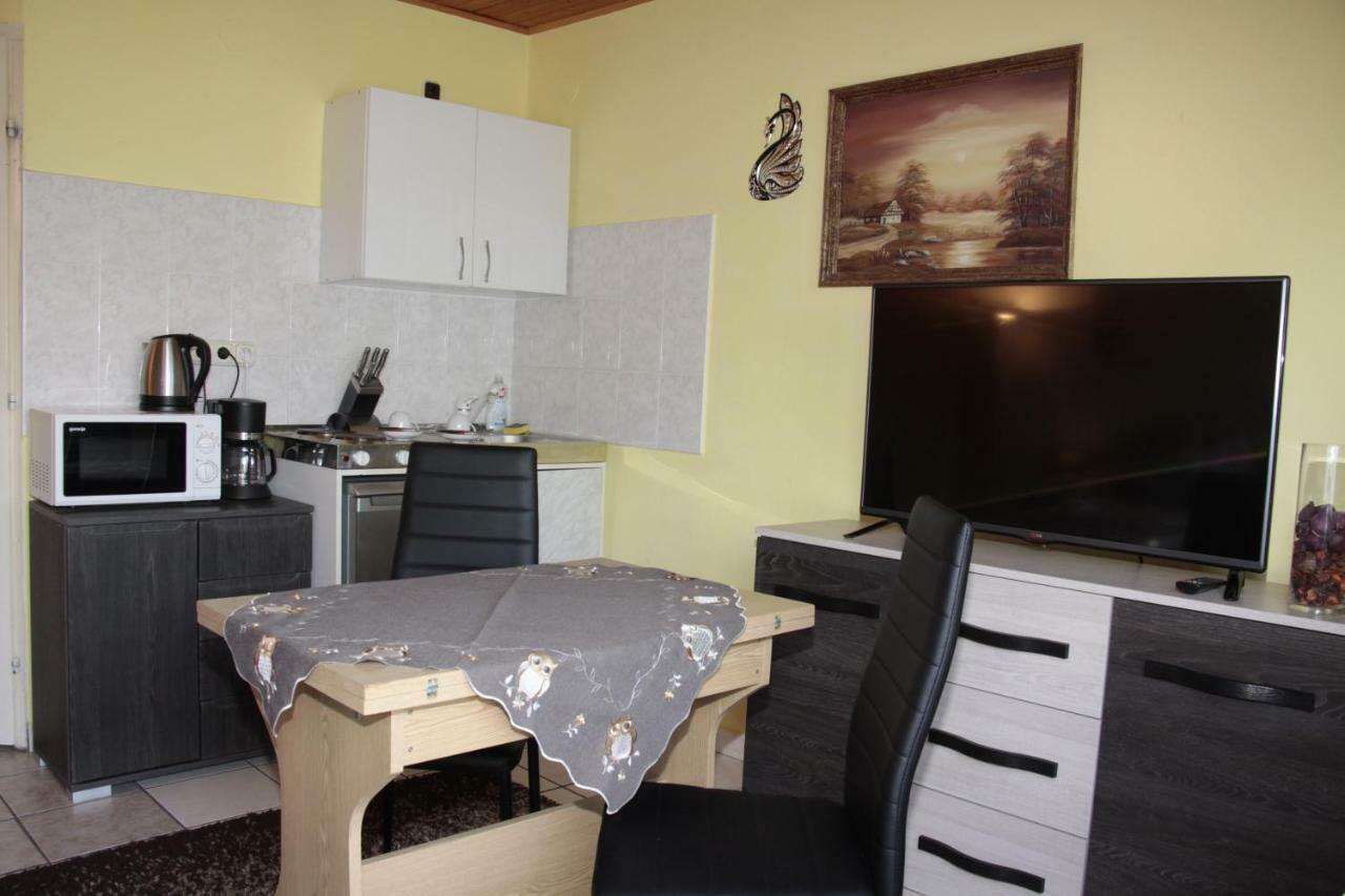 Fox Apartmanok Hévíz Екстериор снимка